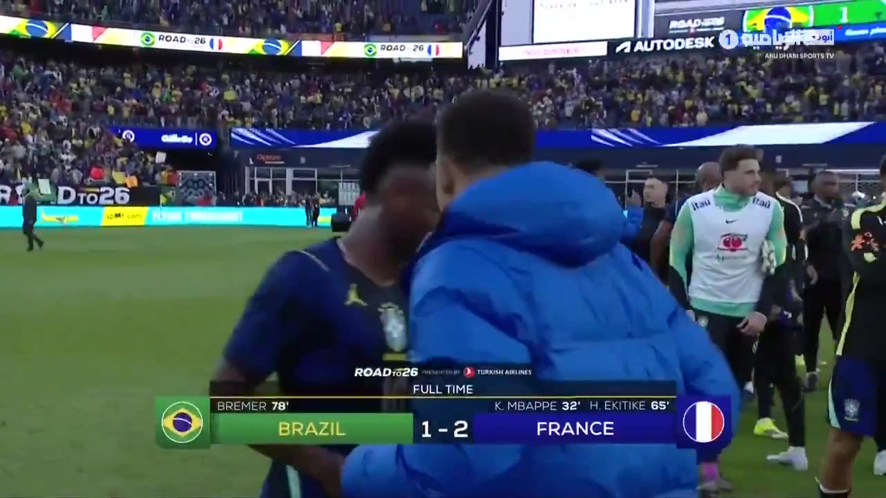 友谊赛法国2-1险胜巴
